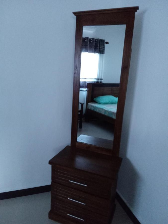 Sky Bloom Bed & Breakfast Homagama Exterior photo