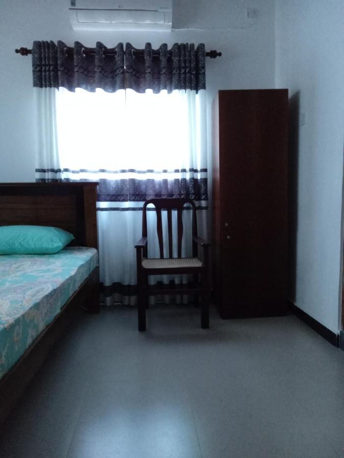 Sky Bloom Bed & Breakfast Homagama Exterior photo